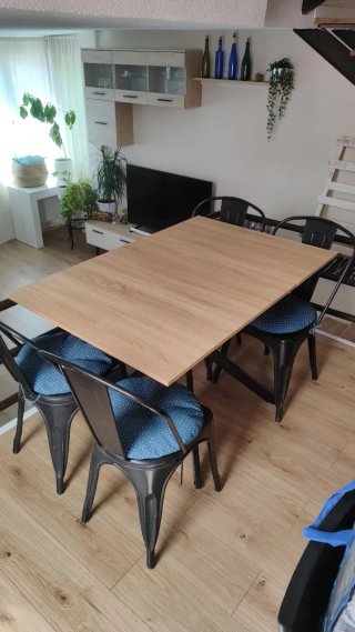 Mesa de comedor de diseño extensible