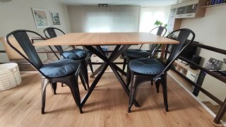 Mesa de comedor de diseño extensible