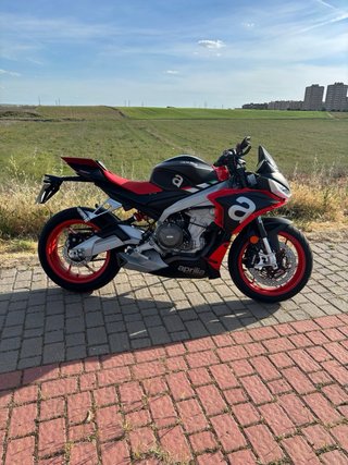 Aprilia Tuono 660 A2