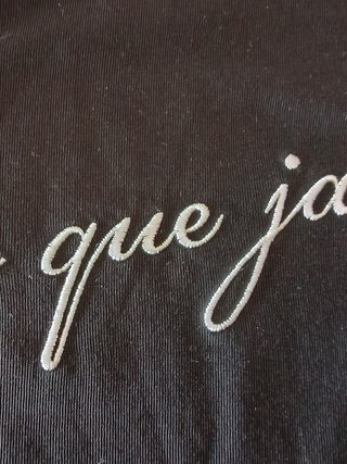 Camiseta Negra Massimo Dutti plus que jamais