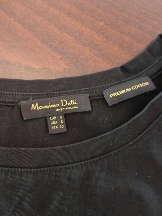 Camiseta Negra Massimo Dutti plus que jamais