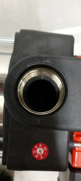 Bomba de agua LEADER 1250W