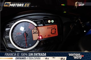 SUZUKI GSX-R750 *ESCAPE AKRAPOVIC*