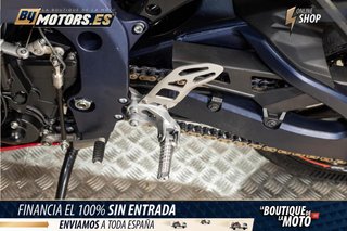 SUZUKI GSX-R750 *ESCAPE AKRAPOVIC*