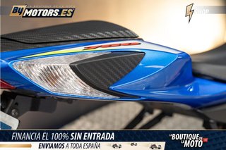 SUZUKI GSX-R750 *ESCAPE AKRAPOVIC*