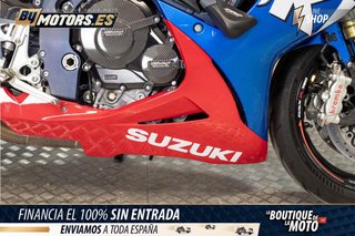 SUZUKI GSX-R750 *ESCAPE AKRAPOVIC*
