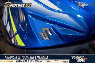 SUZUKI GSX-R750 *ESCAPE AKRAPOVIC*