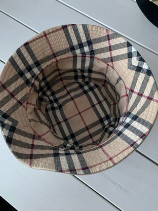 Gorro Burberry Beige Multicolor