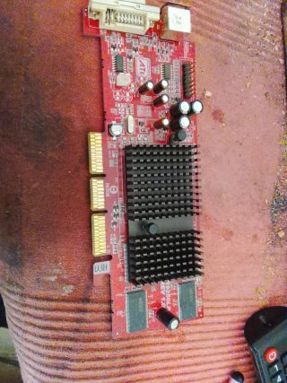 Tarjeta Gráfica ATI Radeon 9250 LP