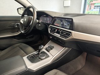 BMW 320d xDrive Touring ECO 2021 108km