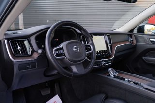 VOLVO XC60 2.0 B4 RDESIGN  197 CV