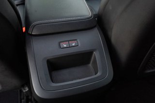 VOLVO XC60 2.0 B4 RDESIGN  197 CV