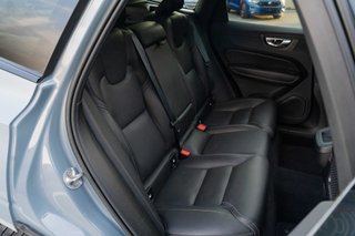 VOLVO XC60 2.0 B4 RDESIGN  197 CV