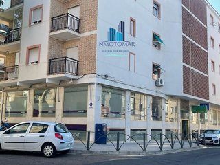 Local comercial en venta en Palomarejos en Toledo