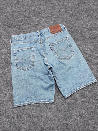 Pantalón Corto Levi's W30 L