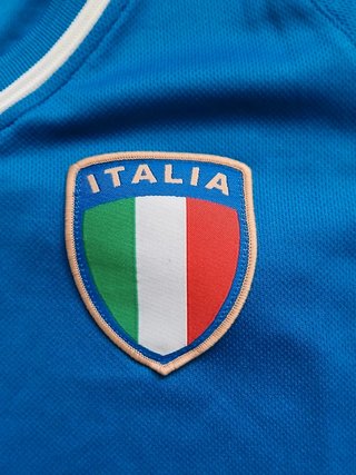 T-shirt Italia Azzurra con Dettagli Tricolore -