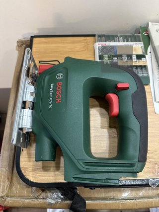 Bosch sierra de calar a batería UniversalSaw 18V-100