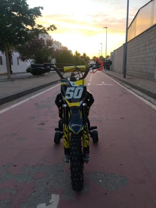 Minimoto de gasolina