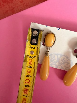 Pendientes lágrima flamenco mostaza