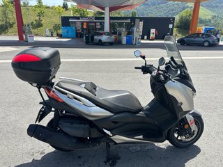 Yamaha XMAX 400 Maxi Scooter