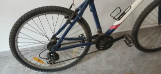Bicicleta + Bomba de aire mano + Cubresillín
