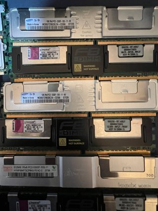 Memorias RAM Servidor 512MB y 1GB