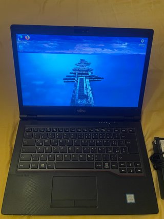 Pc Notebook Fujitsu Lifebook E548 16/256 SSD 7GEN.