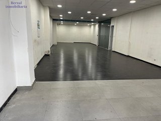 Local comercial en alquiler en Residencia en Logroño