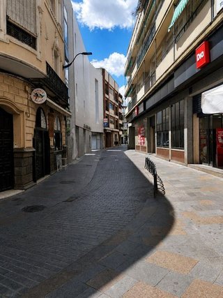 Local comercial en alquiler en Zona Centro en Córdoba
