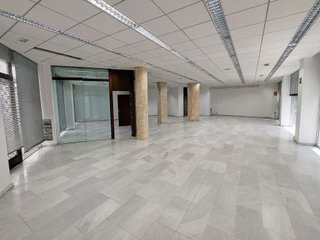 Local comercial en alquiler en Zona Centro en Córdoba