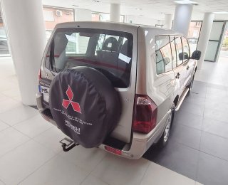 Mitsubishi Montero 2007