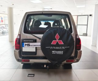 Mitsubishi Montero 2007
