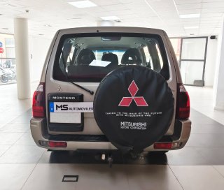 Mitsubishi Montero 2007