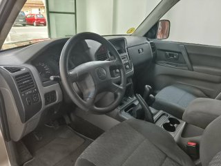 Mitsubishi Montero 2007