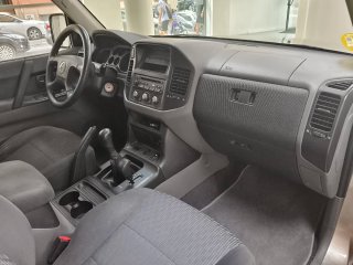 Mitsubishi Montero 2007