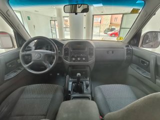 Mitsubishi Montero 2007