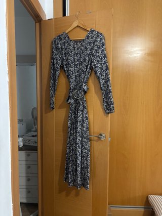 Vestido largo estampado floral con cinturón