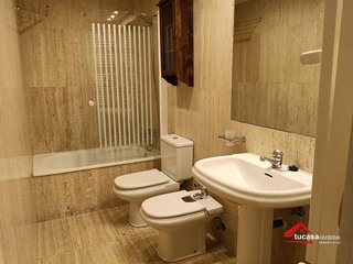 Piso en venta en Santa Rosa - Valdeolleros en Córdoba