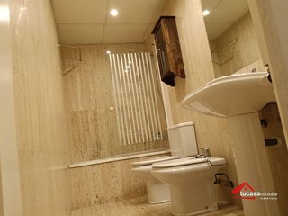 Piso en venta en Santa Rosa - Valdeolleros en Córdoba