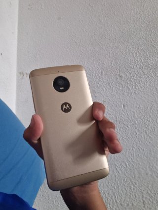Motorola e4 plus