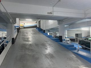 Garaje en venta en Barrio de Abando en Bilbao