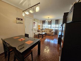 Piso en venta en Santa Rosa - Valdeolleros en Córdoba