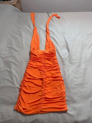 Vestido naranja Zara