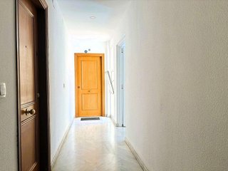 Piso en alquiler en Colores - Entreparques en Sevilla