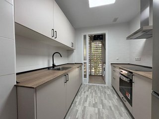Piso en alquiler en Colores - Entreparques en Sevilla