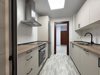 Piso en alquiler en Colores - Entreparques en Sevilla