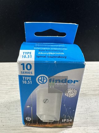 Finder serie 10 - Rele crepuscular poste unipolar