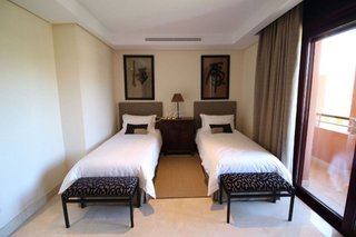 Ático en alquiler en Puerto Banús en Marbella