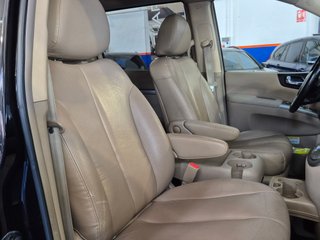 Kia Carnival 2.9 CRDi VGT EX