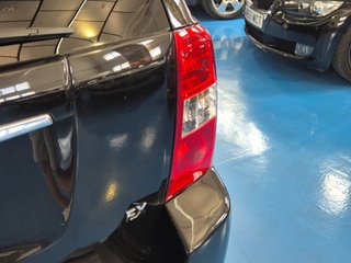 Kia Carnival 2.9 CRDi VGT EX